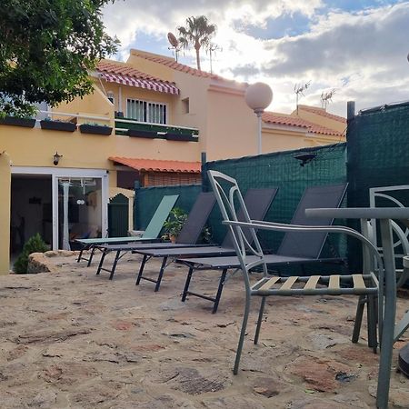 Pool Apartment Maspalomas By Wave Properties San Bartolome Bagian luar foto