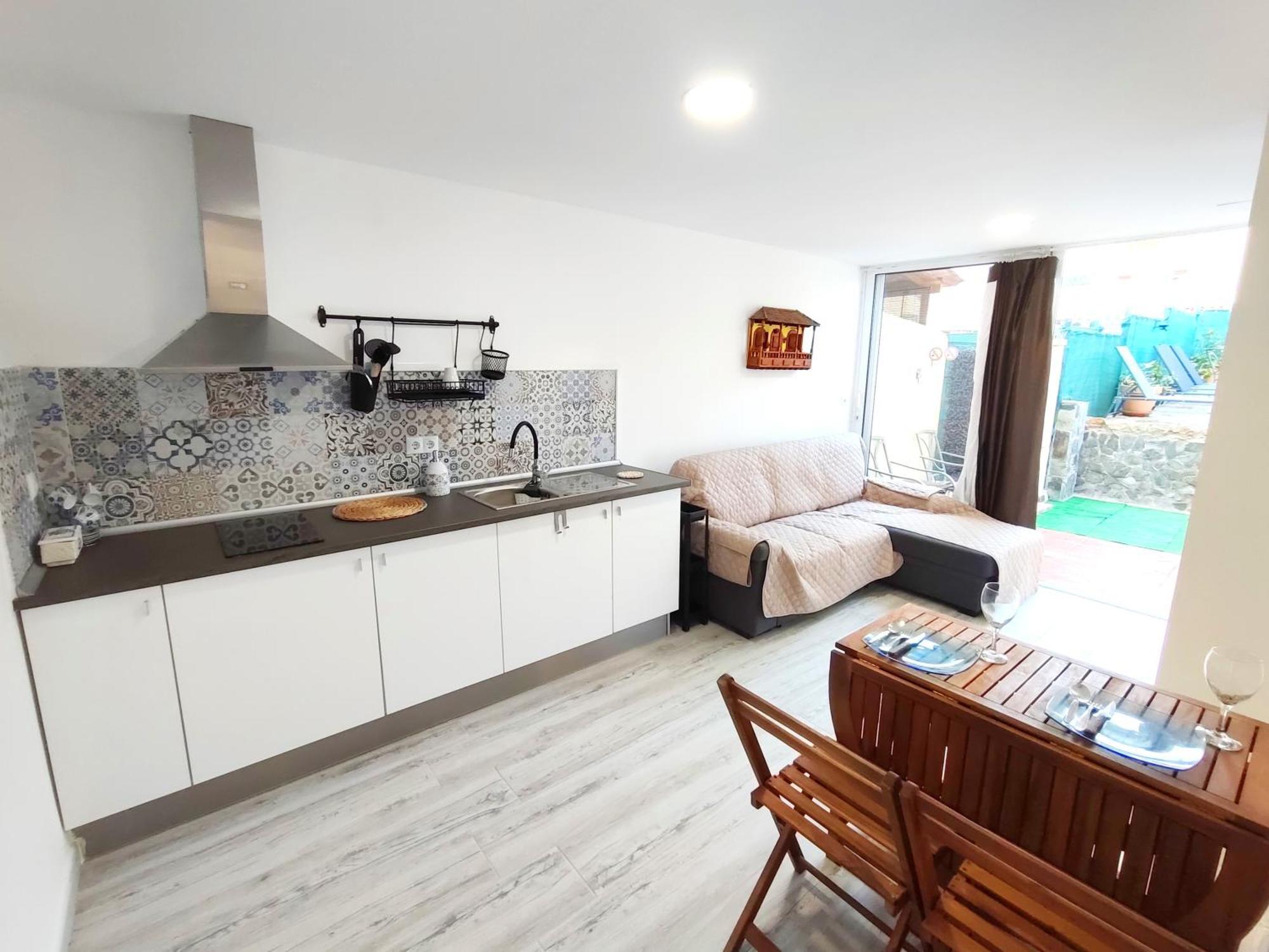 Pool Apartment Maspalomas By Wave Properties San Bartolome Bagian luar foto